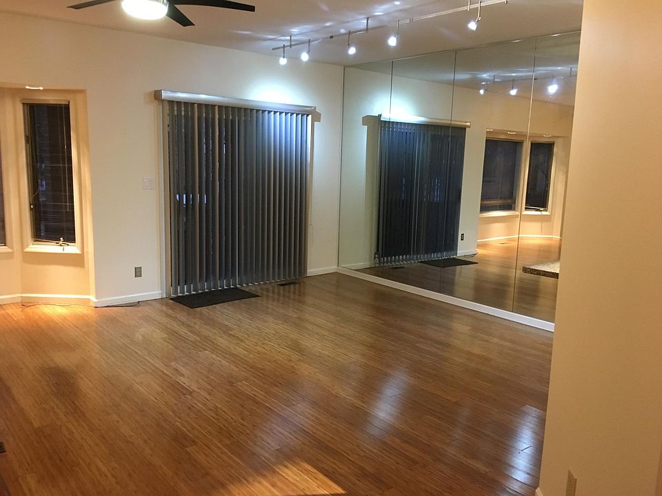 Dining Room Area