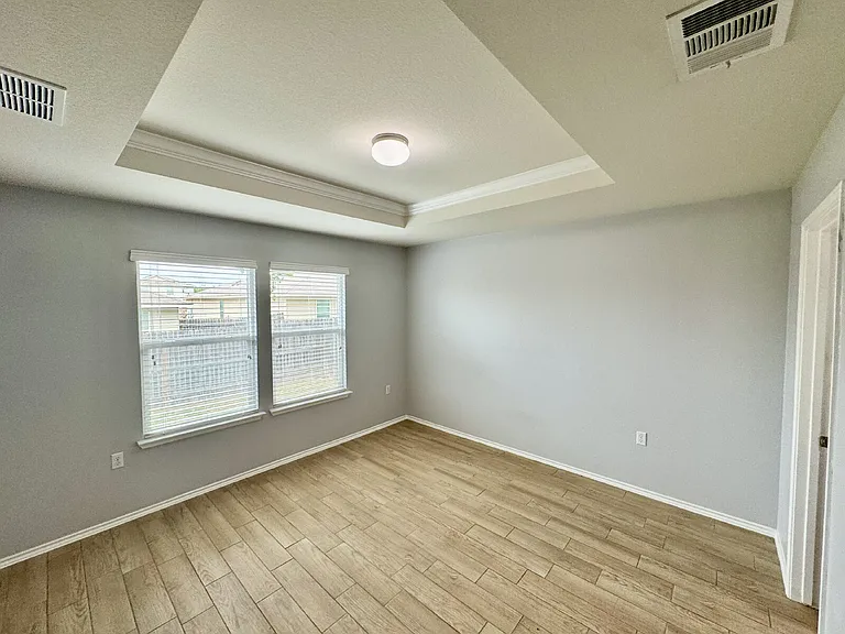 5816 Knoll Pines Pass — Photo 11