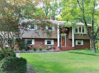 107 Crest Rd, Newton, NJ 07860