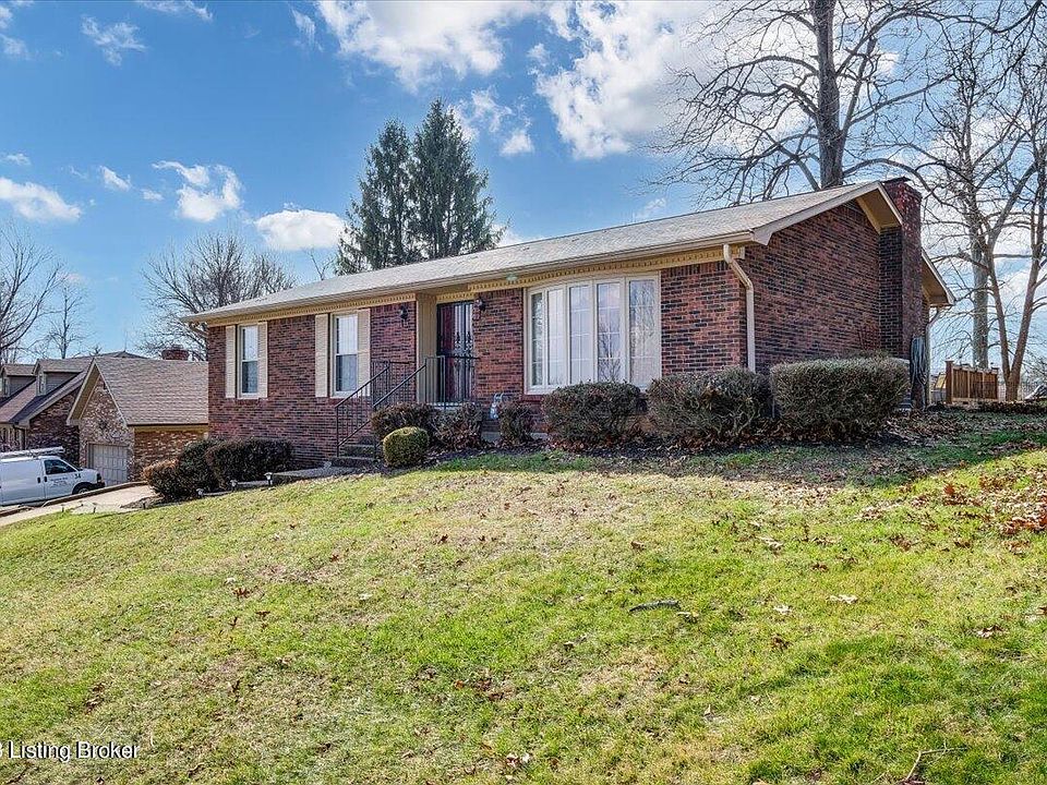 3006 Windsor Lakes Pkwy, Louisville, KY 40214 Zillow