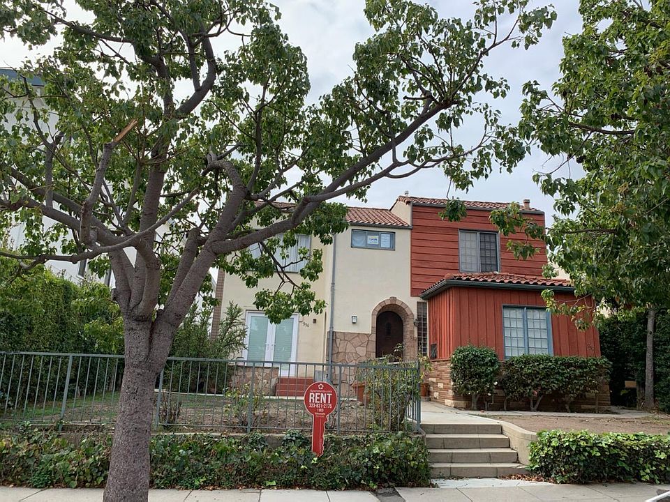1st image of 956 Euclid Ave #956