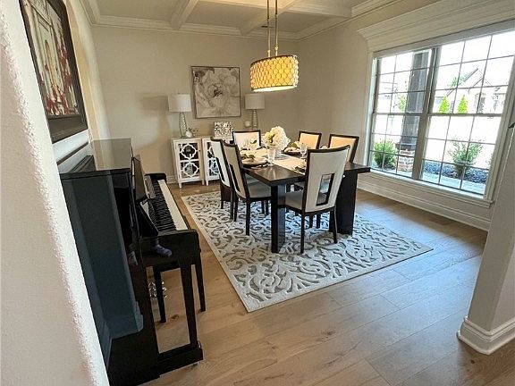 4th image of 4116 Willowbend Dr