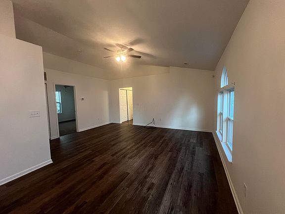5th image of 5477 Town Hill Dr