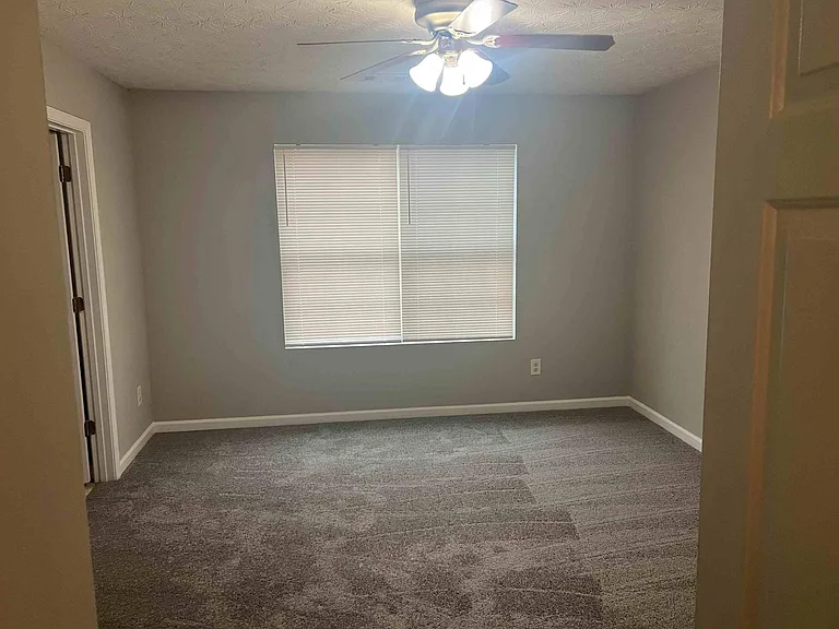 1566 Eastern Sunrise Ln #1566 — Photo 15