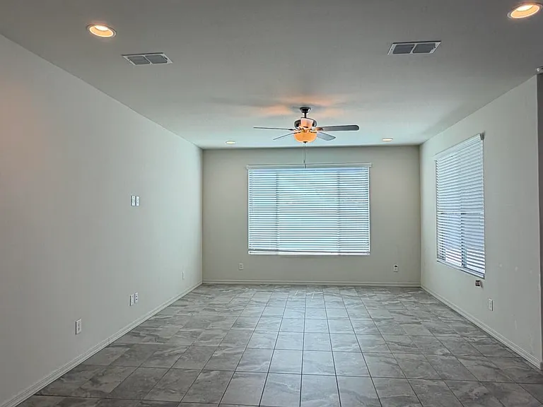 8529 S 67th Dr — Photo 26