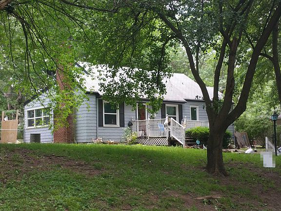 2nd image of 6905 Hawthorne Ave