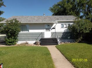 310 5th Ave SE, Cut Bank, MT 59427