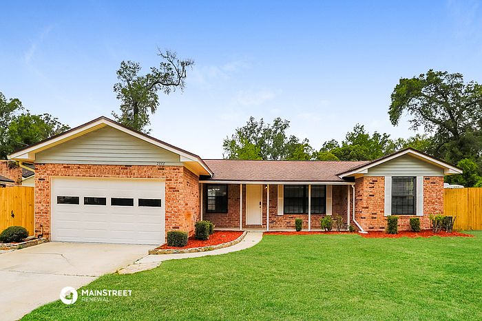 1st image of 2868 Birchwood Dr