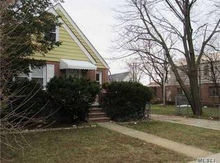 81 Hathaway Ave, Elmont, NY 11003