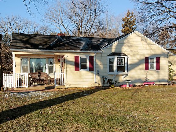 7649 n 34th st-101