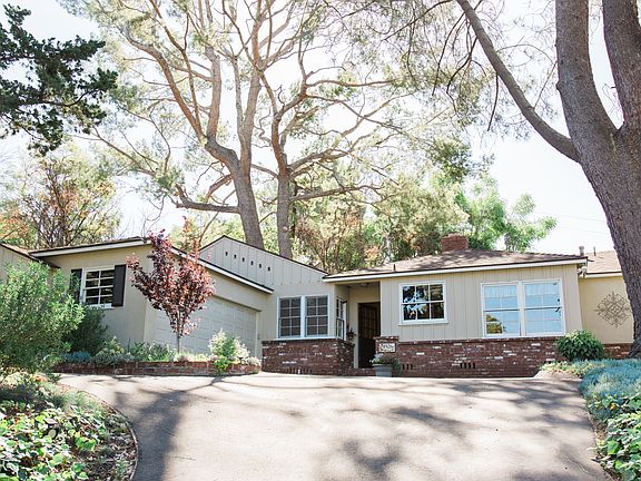 2nd image of 4926 Rupert Ln