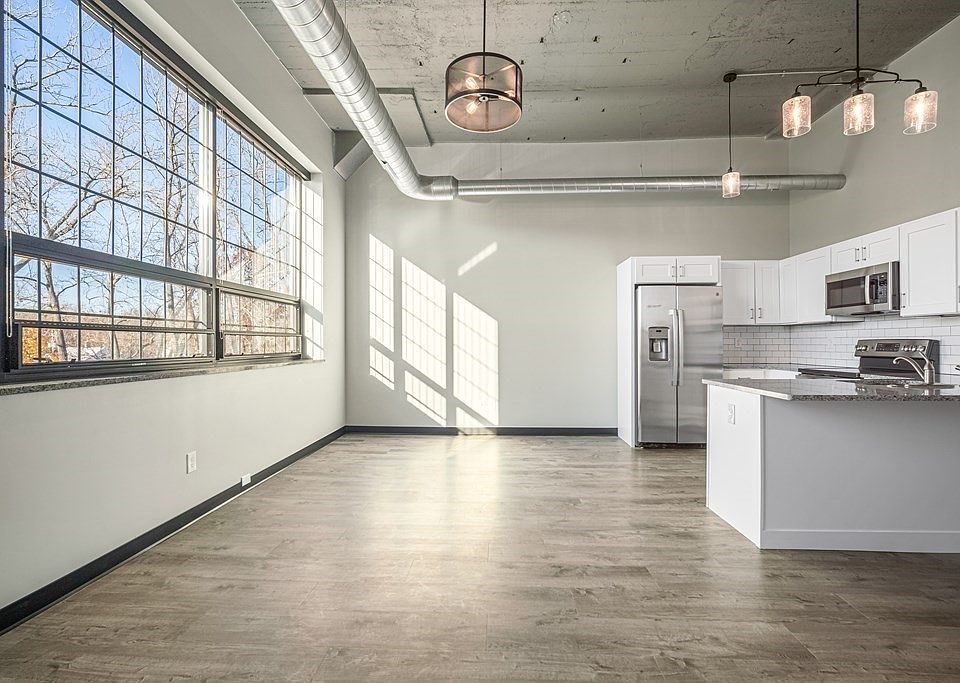 5 Ferry St Easthampton, MA, 01027 Apartments for Rent Zillow