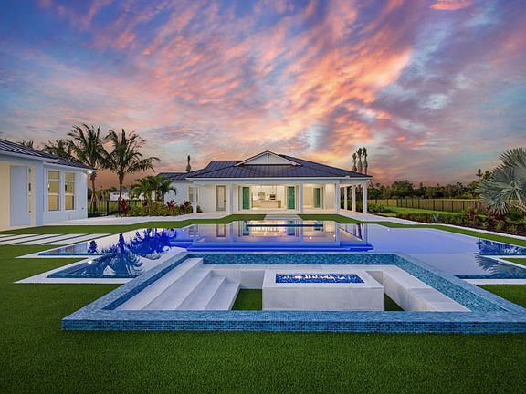 Sophisticated Poolside Living