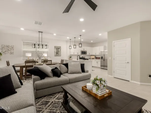 3232 W Juniper Canyon Dr, Phoenix, AZ 85083