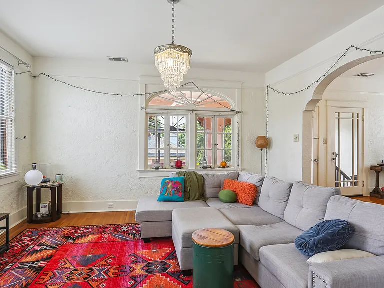 1519 Leda St — Photo 2