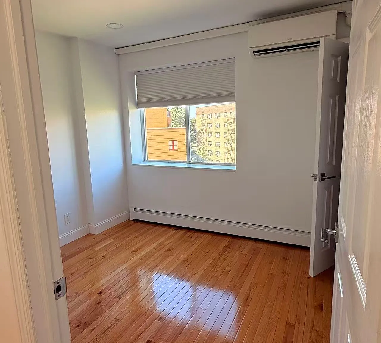 2 bed, 1188 sqft, $3,200 — Photo 4