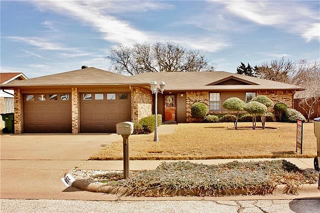 1st image of 5605 Hooper Dr