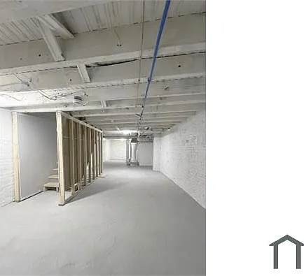 812 Appleton St — Photo 13
