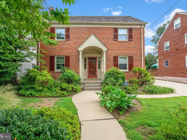 3044 Oliver St NW, Washington, DC 20015