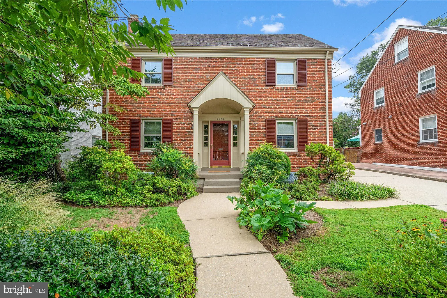3044 Oliver St NW photo 1