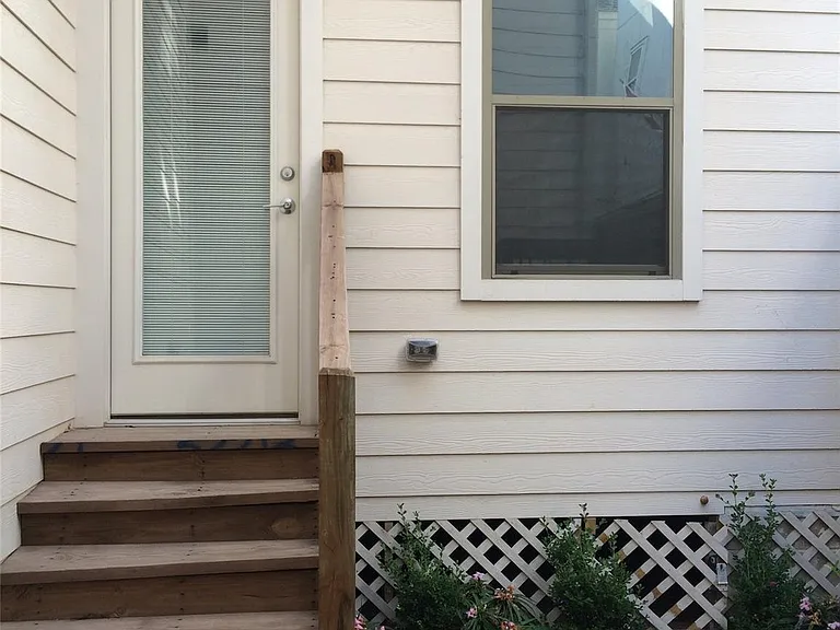 1538 W 23rd St #C — Photo 39