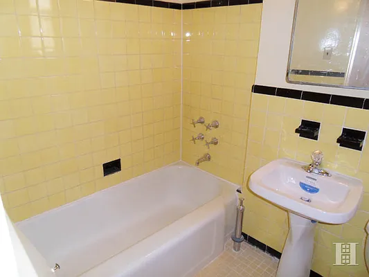 Rented by Halstead Real Estate | media 5