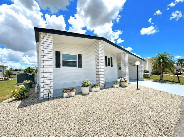 216 Martinique Rd, North Port, FL 34287