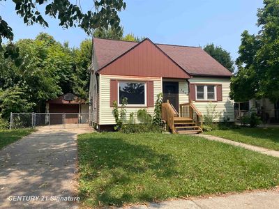 1418 Blueberry Ln, Flint, MI, 48507