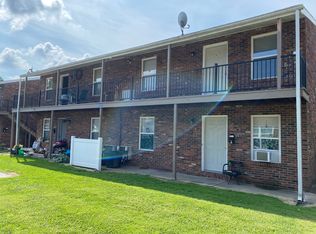 1331 N 17th St #3, Belleville, IL 62226