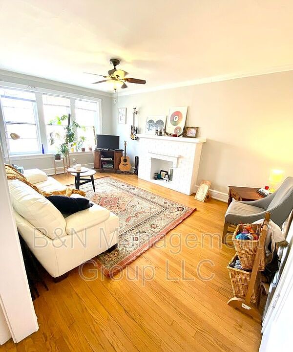 1st image of 1731 W Ainslie St #1