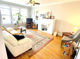 1731 W Ainslie St #1, Chicago, IL 60640
