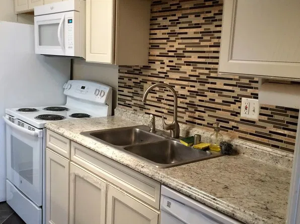10148 Marmot Cir #B, Anchorage, AK 99515
