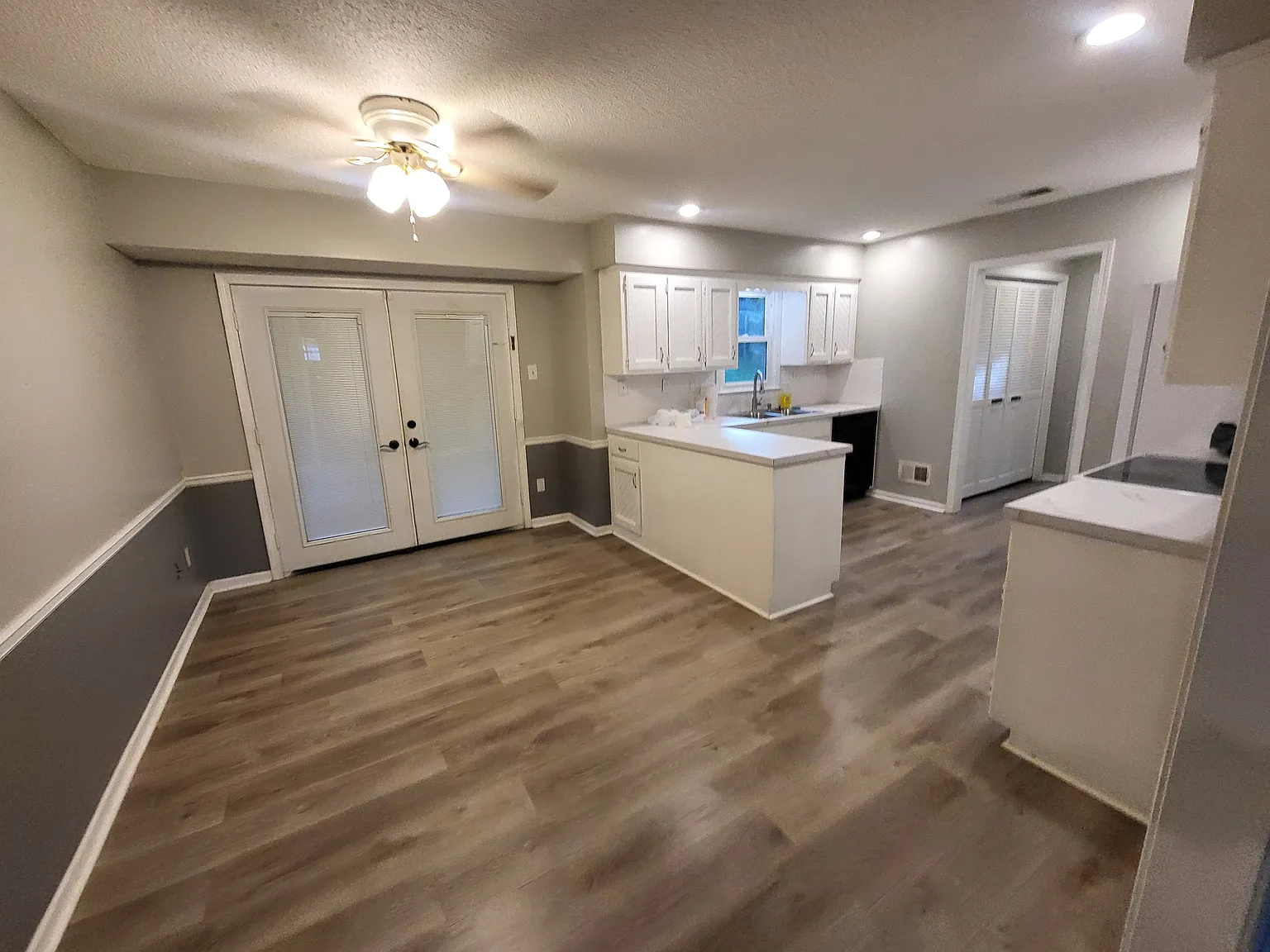 3 bed, 1149 sqft, $1,775 — Photo 2