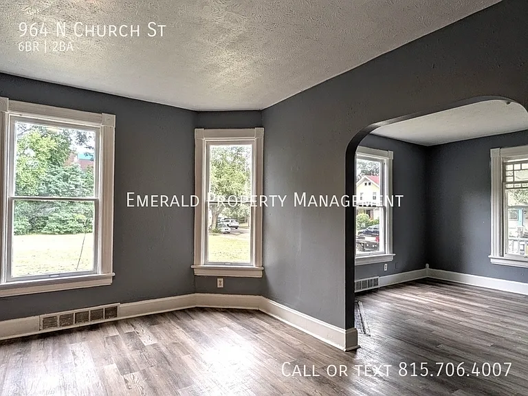 964 N Church St — Photo 6
