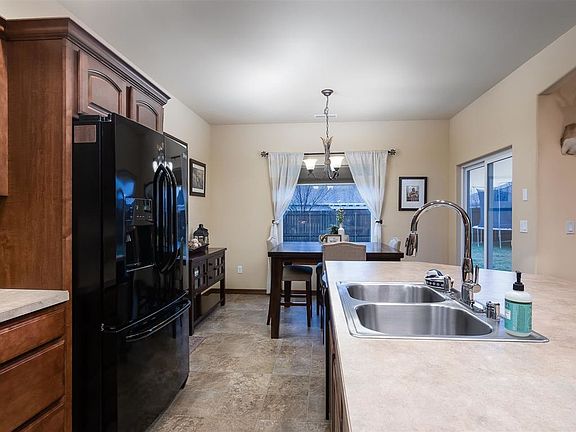 4th image of 8802 W Bruneau Ave