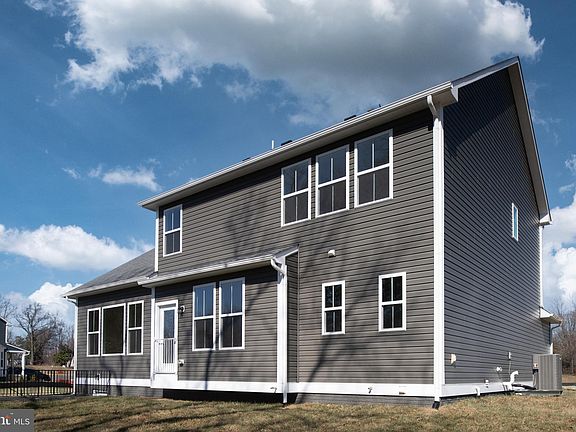 4th image of 612 Plainview Dr