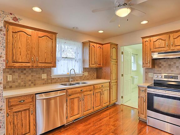 2nd image of 634 Richfield Dr #L-0012