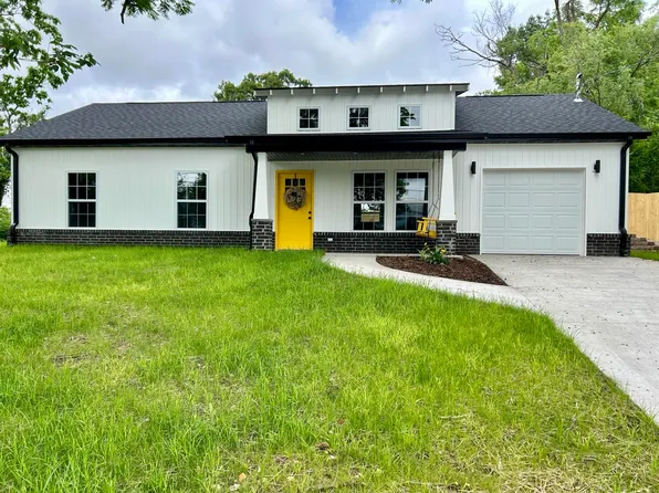 708 Martin Avenue, Ava, MO 65608