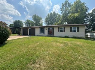 1270 Jackson Ln, Florissant, MO