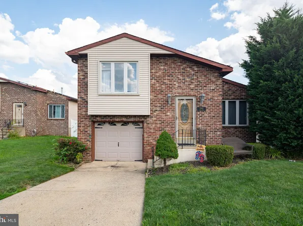 13041 Trina Dr, Philadelphia, PA 19116