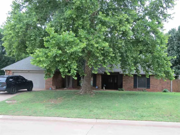 2108 S Iba Dr, Stillwater, OK 74074