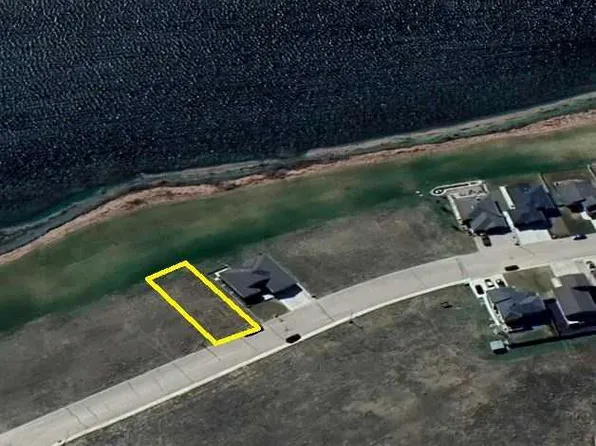 3608 Lakeshore Dr, Bonnyville, AB T9N 0E9