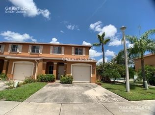 360 N Palm Villas Way, Palm Springs, FL 33461