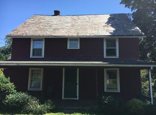 596 S Pleasant St, Amherst, MA 01002