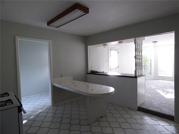 4th image of 4418 Sherwood Dr