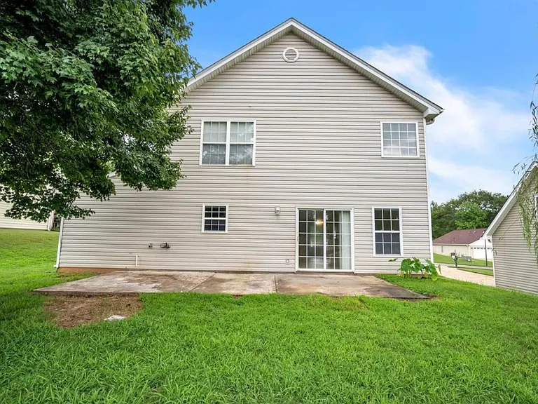 100 Maximus Dr — Photo 9