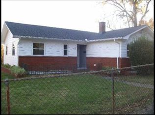 101 Milton Ln, Oak Ridge, TN 37830