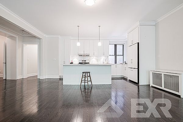 1st image of 526 W 111th St #2DC
