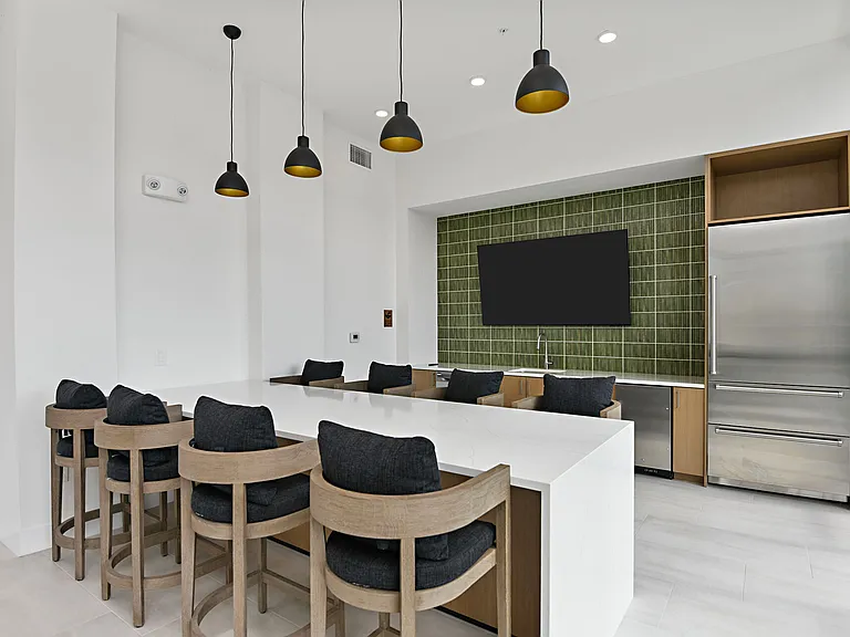 Apollo Apartments — Photo 22