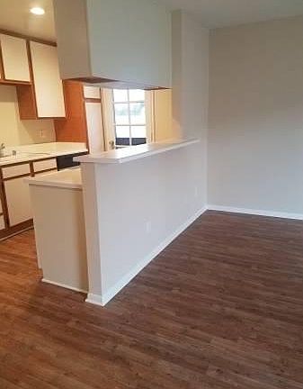 3rd image of 18424 Halsted St #0